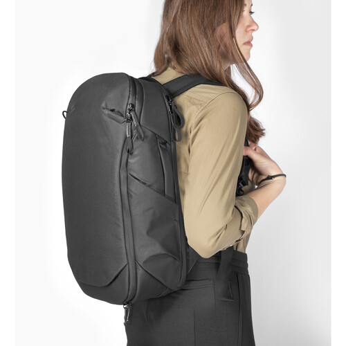 PEAK DESIGN BTR-30-BK1 TRAVEL BACKPACK 30L- BLACK - Image 4