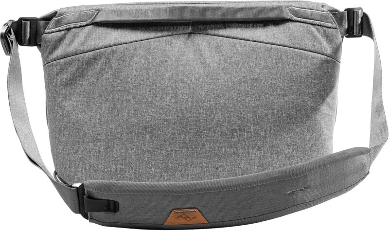 Peak Design BEDS-10-AS-2 Everyday Sling v2 (Ash, 10L) - Image 5