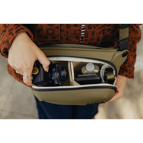 Peak Design BEDS-3-KP-3 Everyday Sling, Kelp, 3L - Image 3